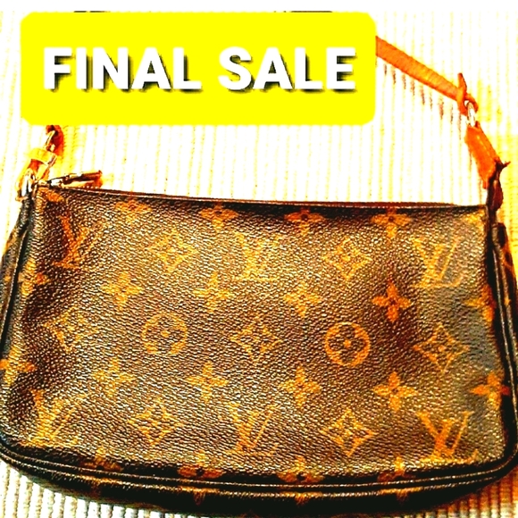 Louis Vuitton Handbags - FINAL SALE AUTHENTIC Louis Vuitton Pochette Accessories NM